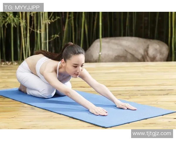 如何选择适合自己的瑜伽垫并正确使用以提升练习效果和舒适度